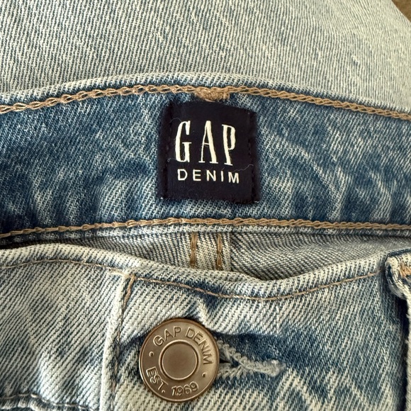 Women’s Gap Light Wash Cheeky Straight Jeans Size 29 - Picture 6 of 7